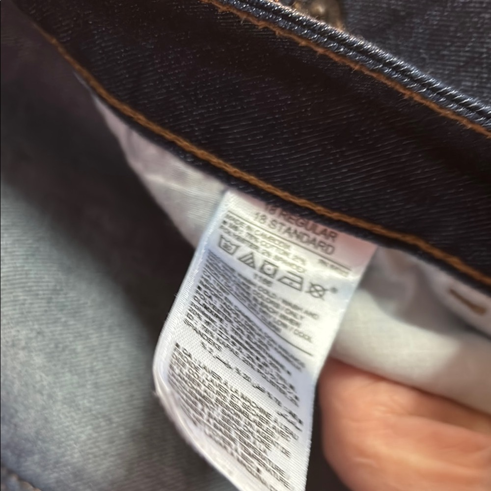 Blue Jeans - Picture 3 of 3